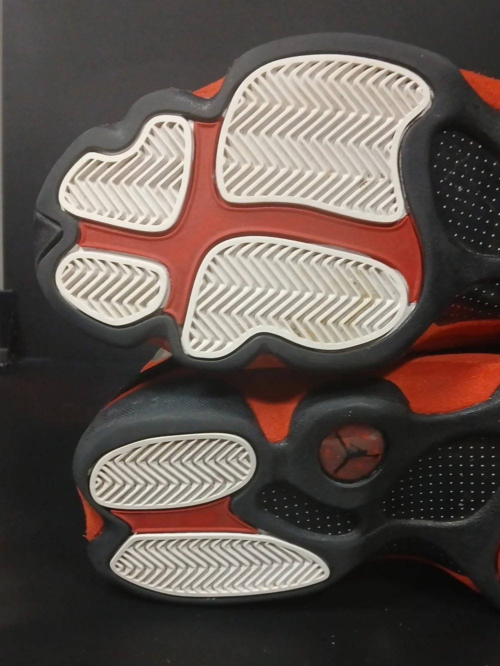 Air Jordan 13 Retro  'BRED' 2017. Mens Size-11.5, 100%AUTHENTIC!